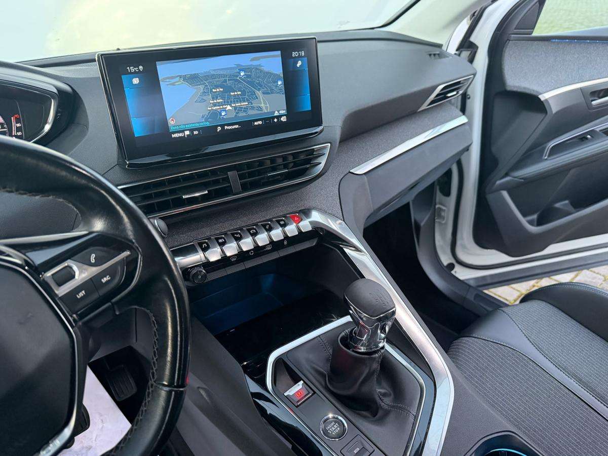 peugeot-3008-2021-diesel-1499cc