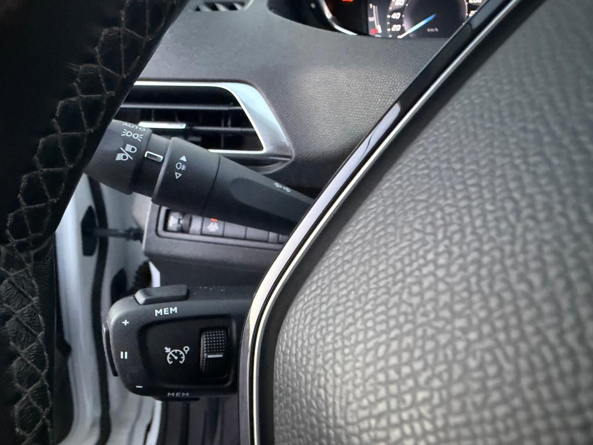 peugeot-3008-2021-diesel-1499cc