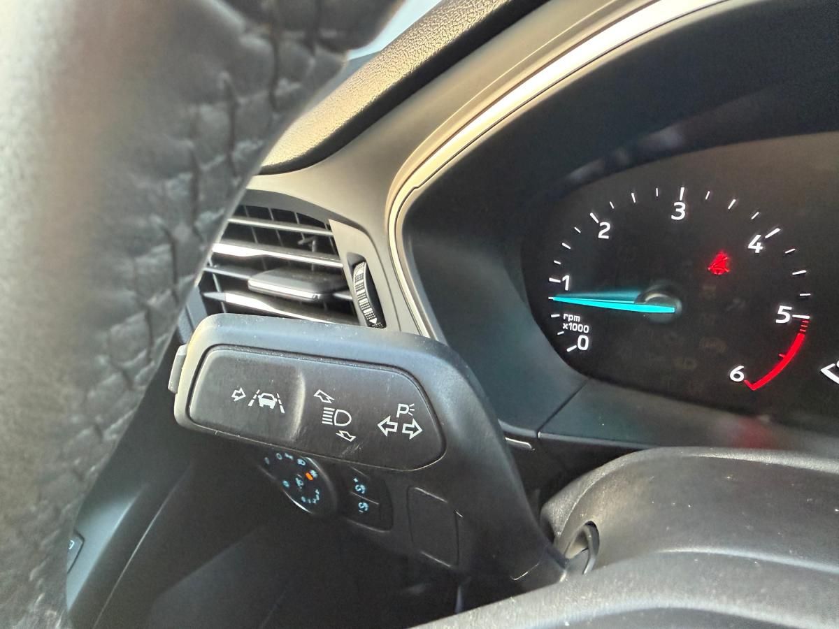 ford-focus-sw-2019-diesel-1499cc