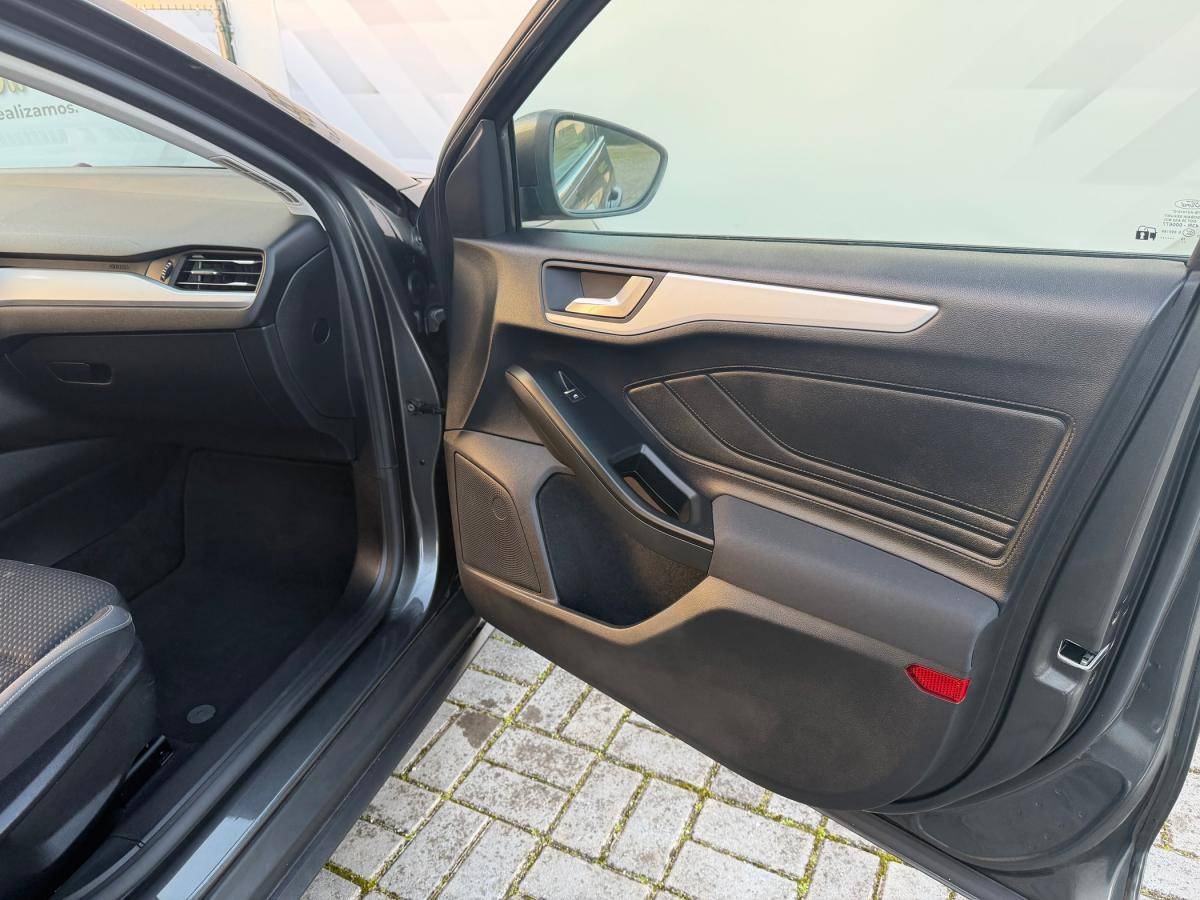 ford-focus-sw-2019-diesel-1499cc