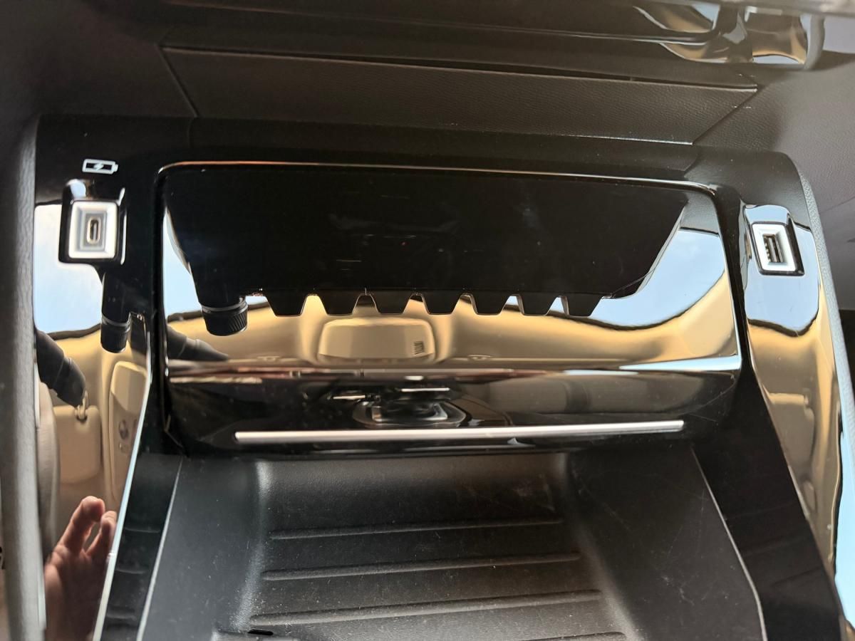 peugeot-2008-2021-gasolina-1199cc