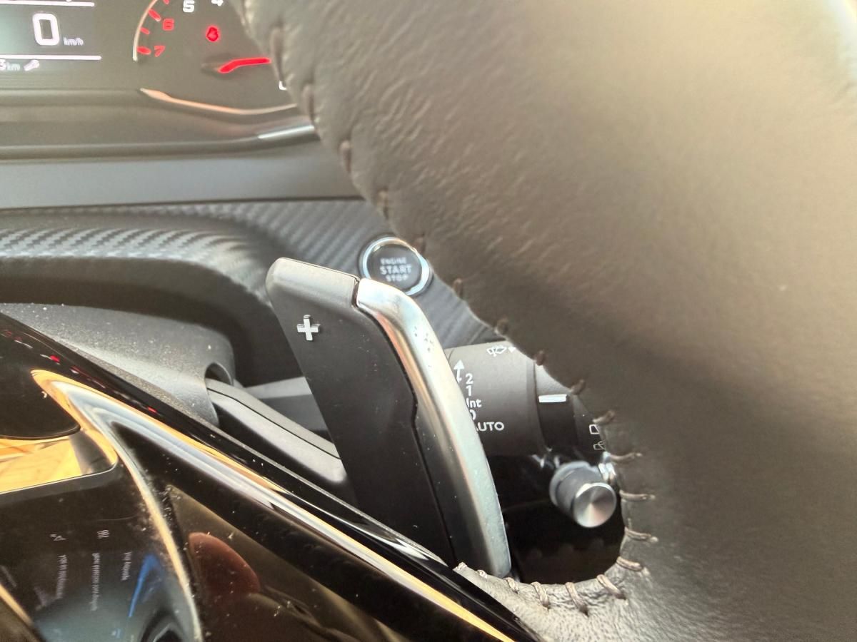 peugeot-2008-2021-gasolina-1199cc