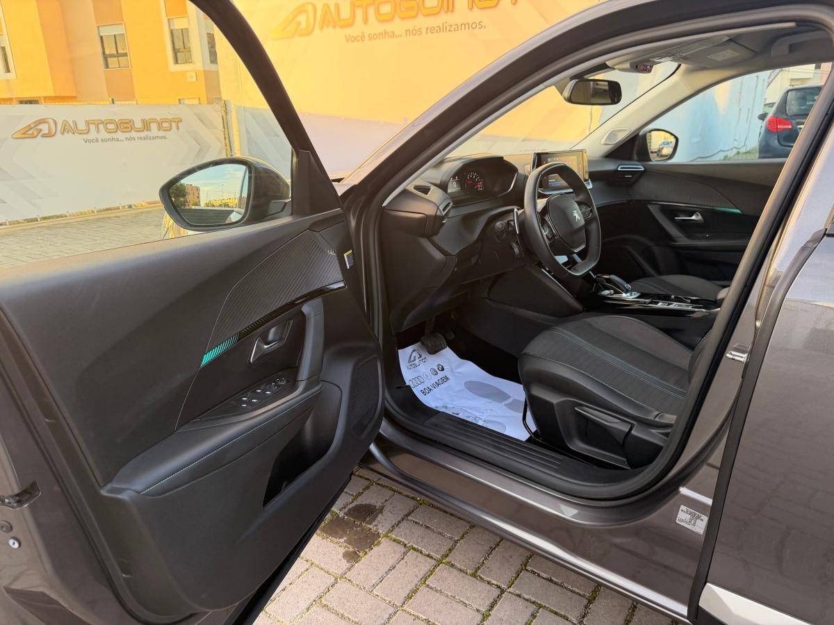 peugeot-2008-2021-gasolina-1199cc
