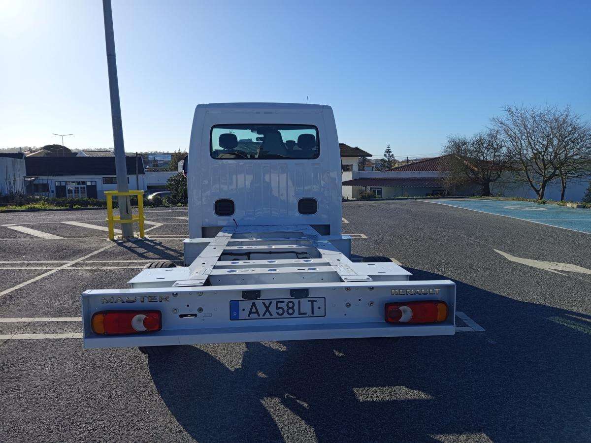 renault-master-2023-diesel-2299cc
