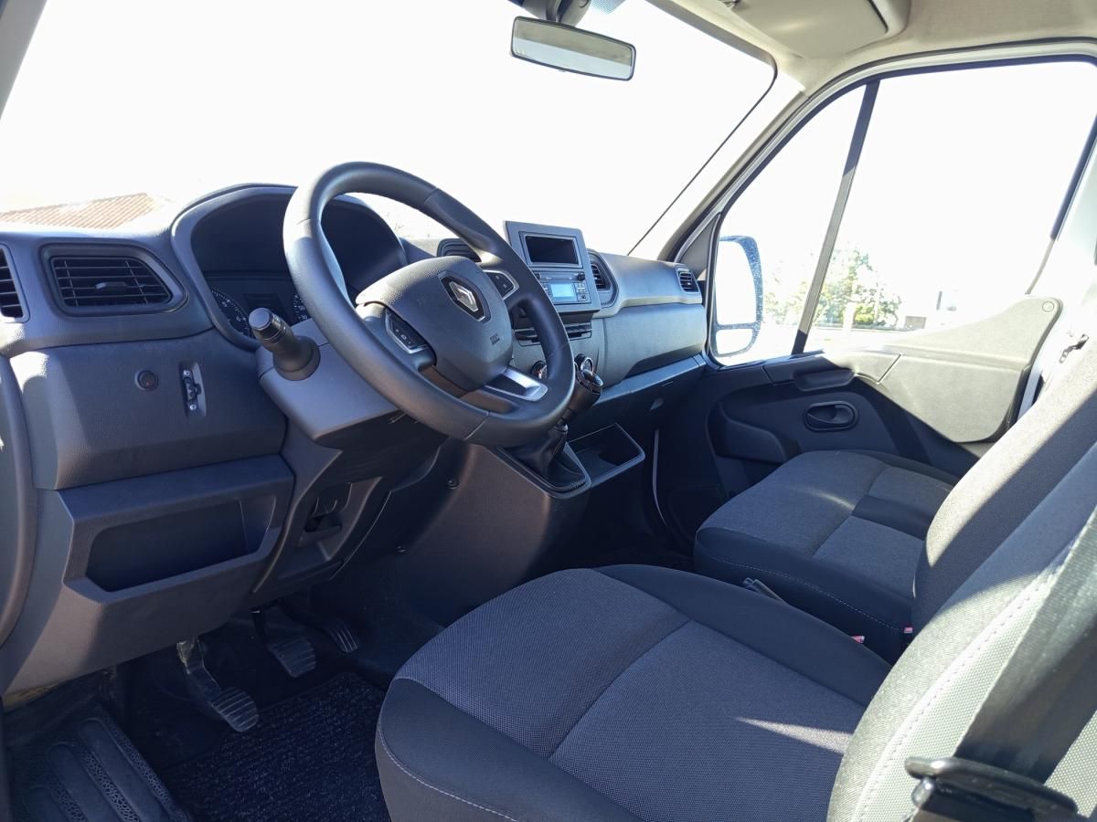 renault-master-2023-diesel-2299cc