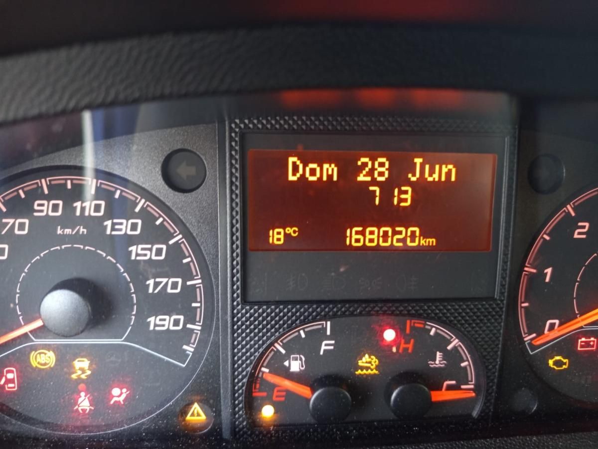 peugeot-boxer-2021-diesel-2179cc