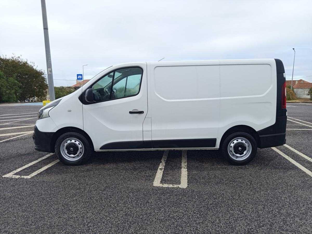 renault-trafic-2019-diesel-1598cc