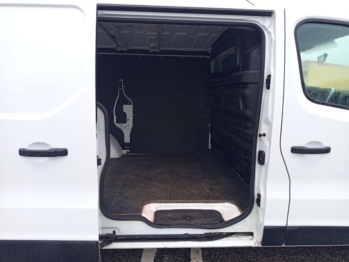 renault-trafic-2019-diesel-1598cc