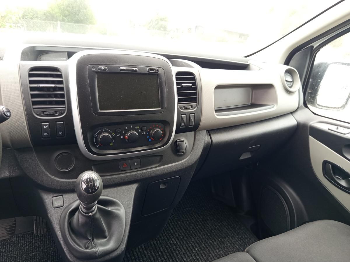 renault-trafic-2019-diesel-1598cc