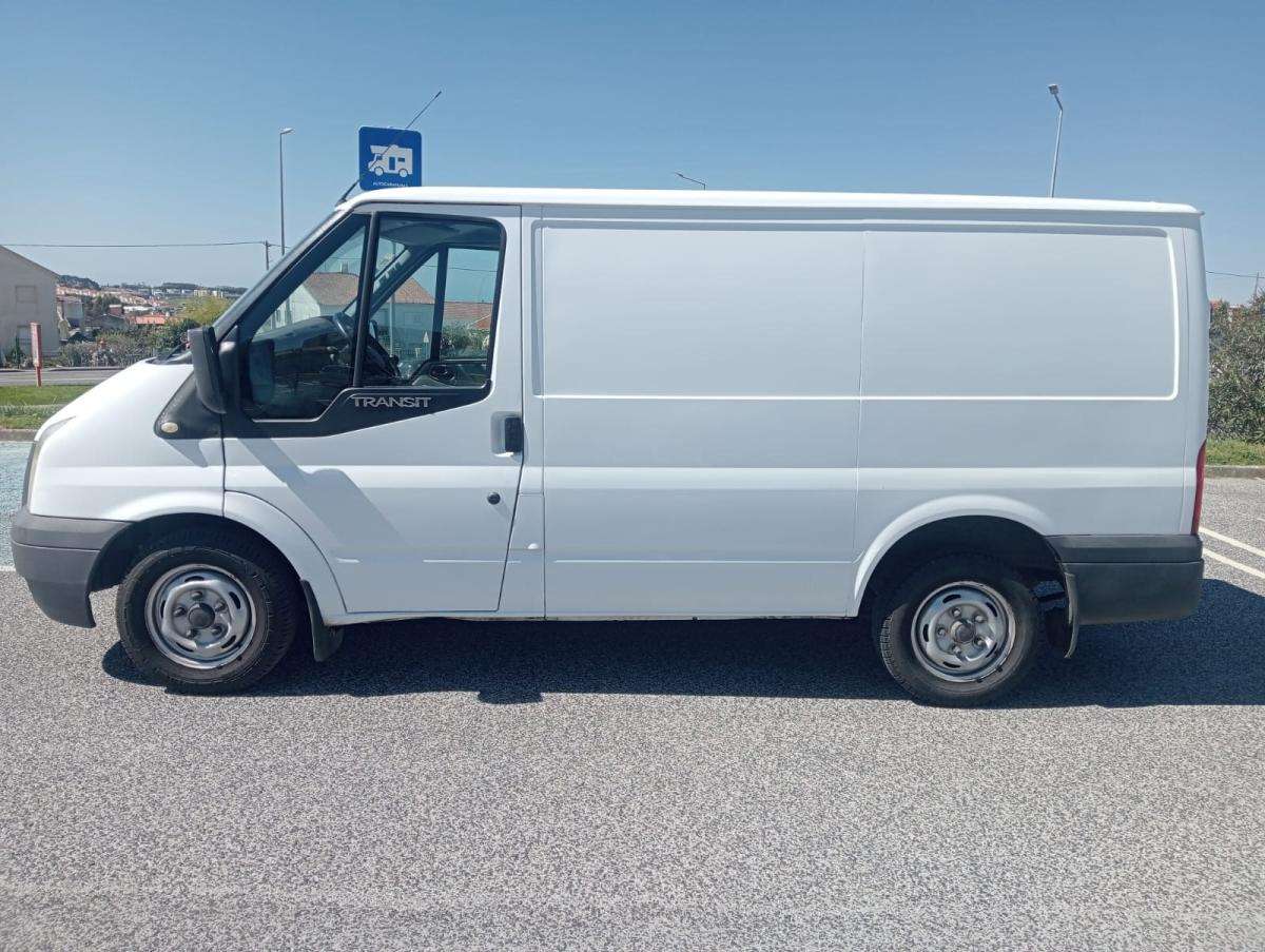 ford-transit-2011-diesel-2198cc