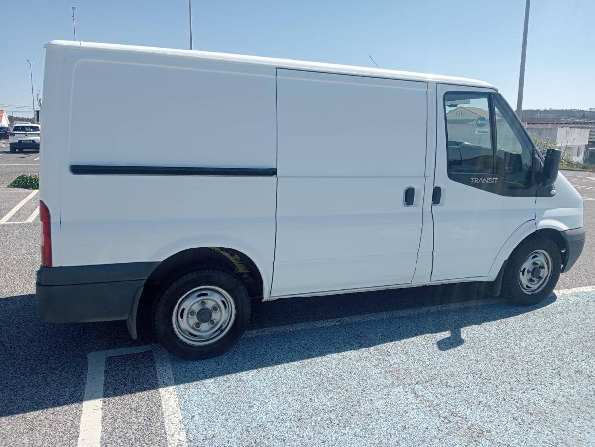 ford-transit-2011-diesel-2198cc