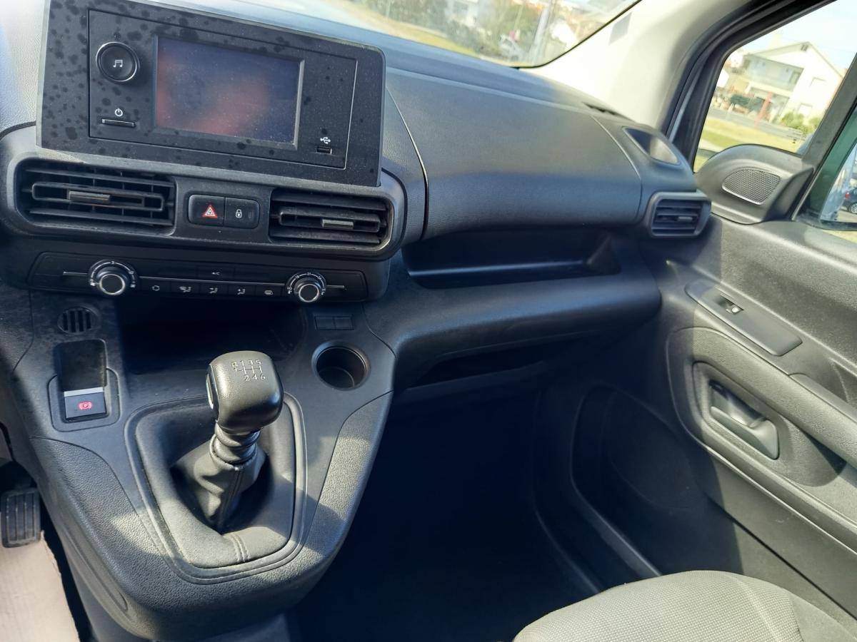 citroen-berlingo-2023-diesel-1499cc