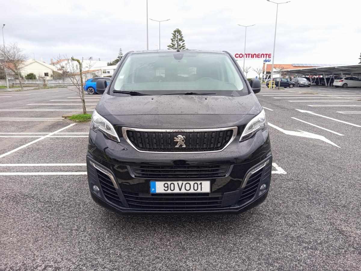 peugeot-traveller-2018-diesel-1499cc