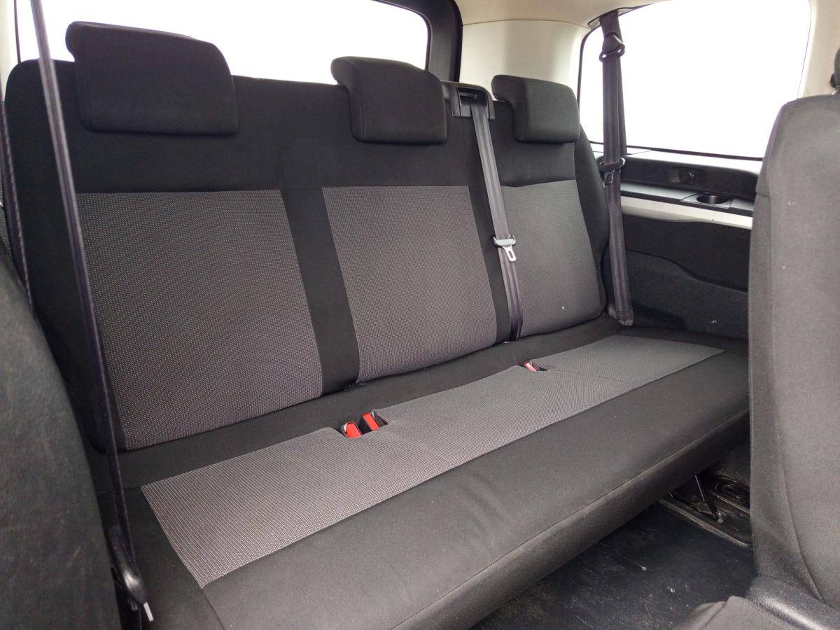peugeot-traveller-2018-diesel-1499cc