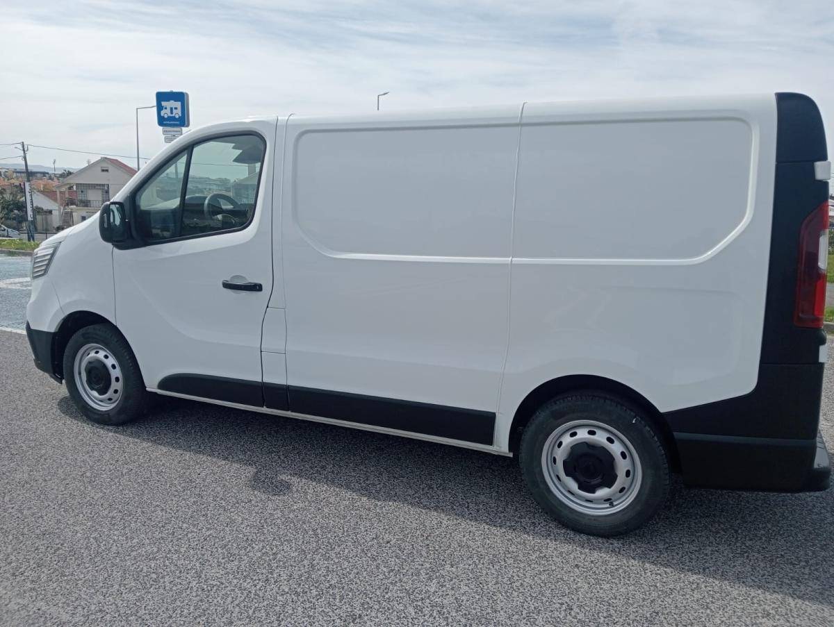 renault-trafic-2022-diesel-1997cc