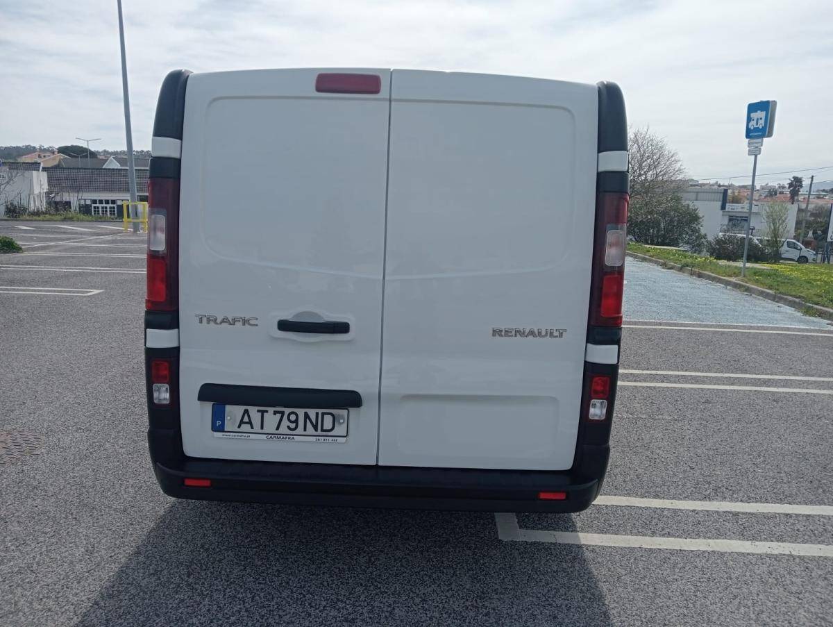 renault-trafic-2022-diesel-1997cc