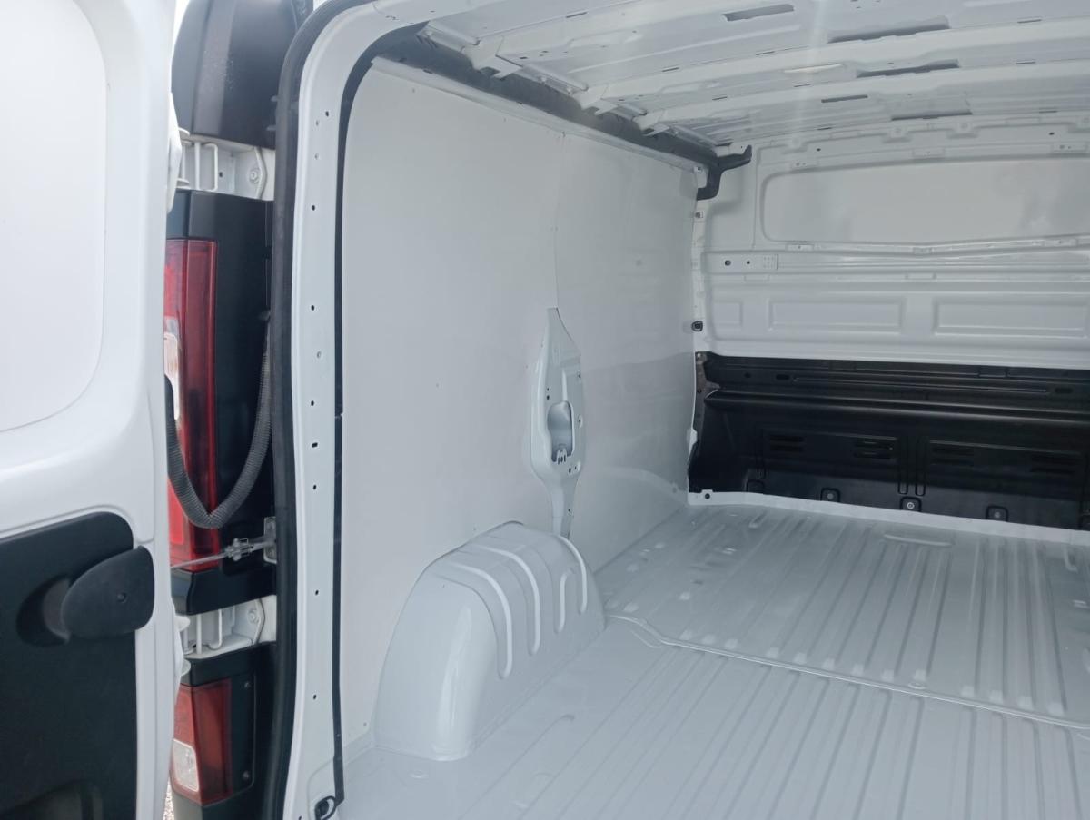 renault-trafic-2022-diesel-1997cc