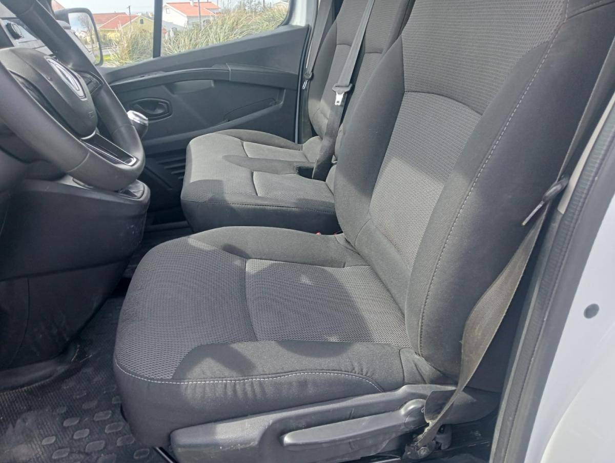 renault-trafic-2022-diesel-1997cc