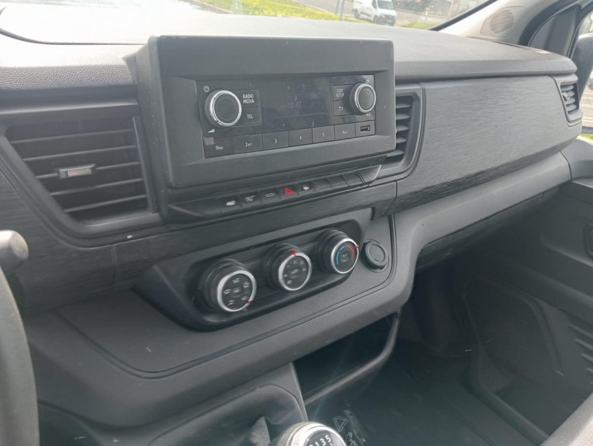 renault-trafic-2022-diesel-1997cc