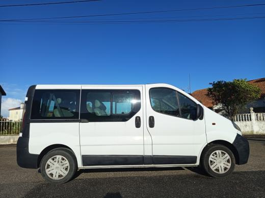 opel-vivaro-2006-diesel-1870cc