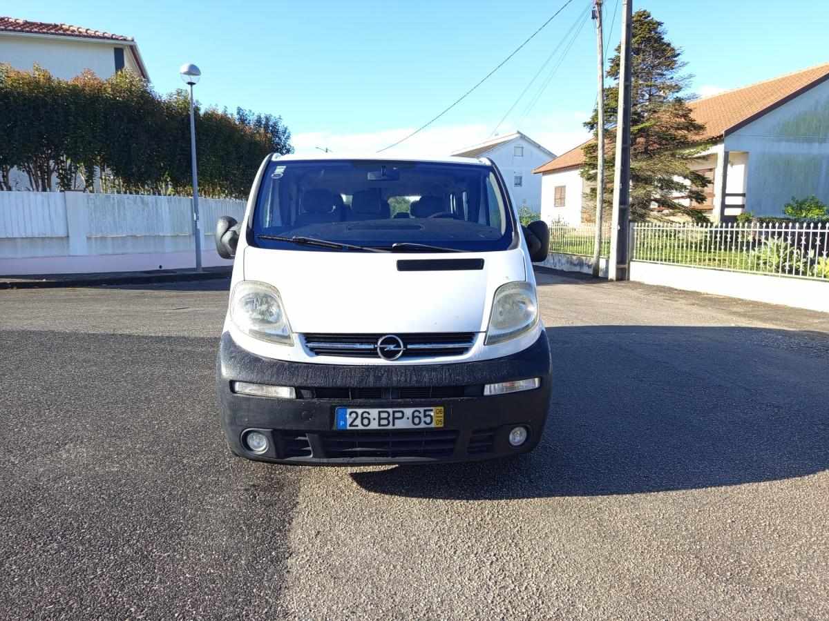 opel-vivaro-2006-diesel-1870cc