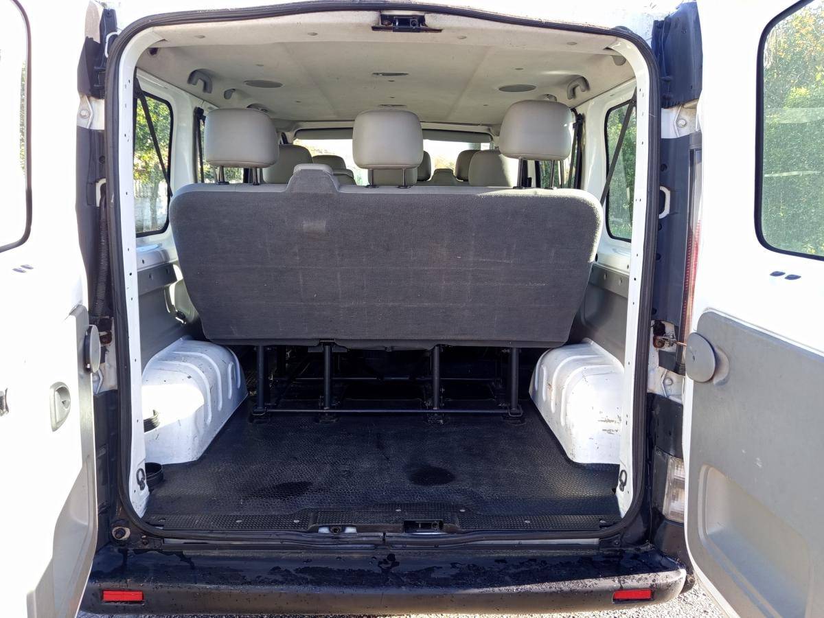 opel-vivaro-2006-diesel-1870cc