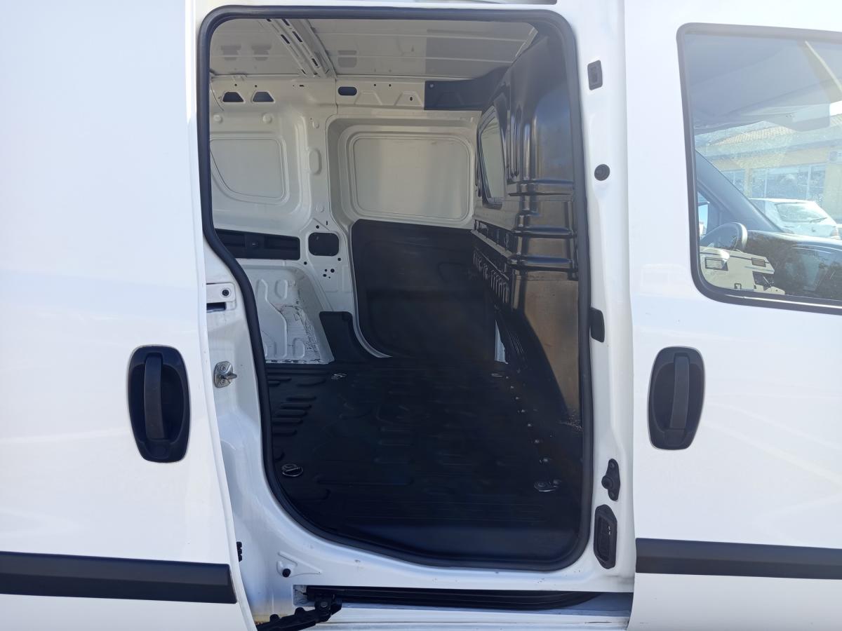 fiat-doblo-2023-diesel-1598cc