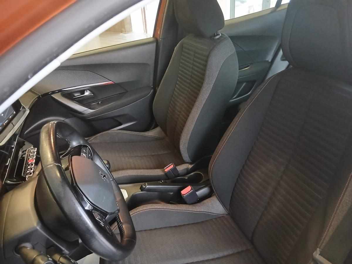 peugeot-2008-1-2-puretech-2021-gasolina-1199cc