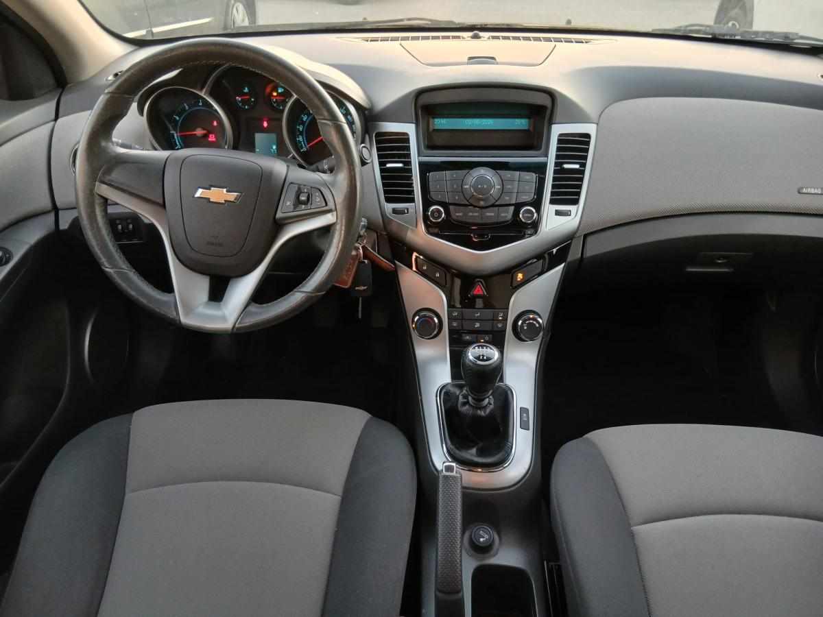 chevrolet-cruze-1-6-2010-gasolina-1598cc