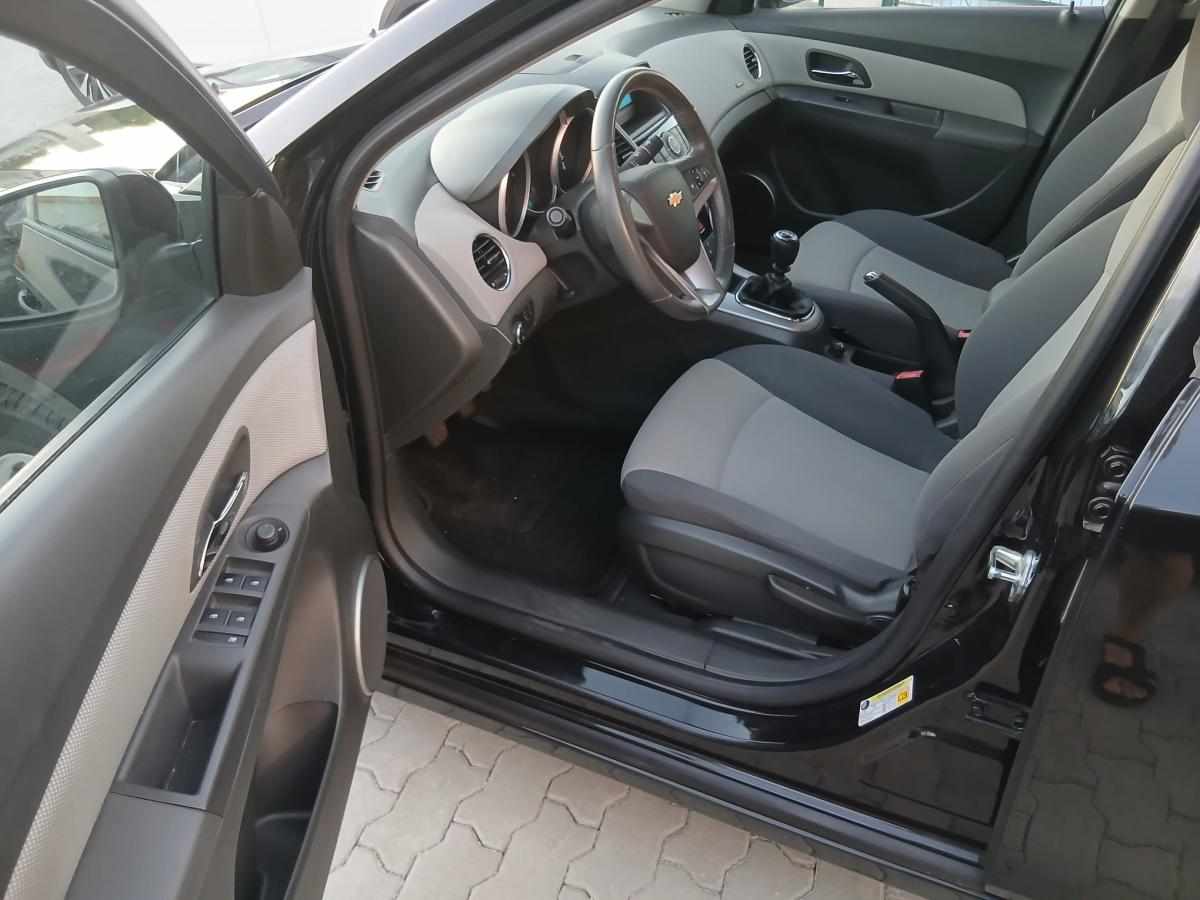 chevrolet-cruze-1-6-2010-gasolina-1598cc