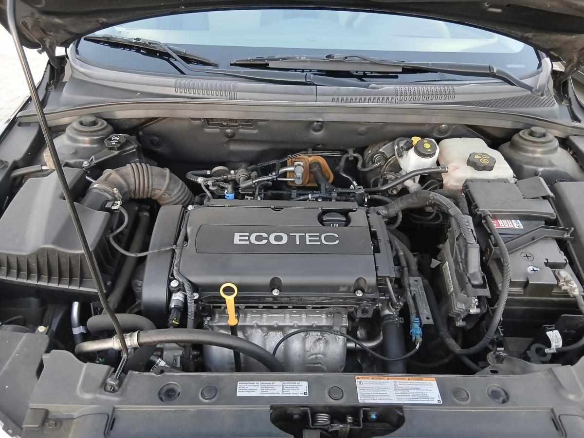 chevrolet-cruze-1-6-2010-gasolina-1598cc