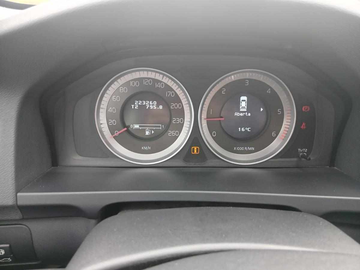 volvo-s60-d3-2-0-2012-diesel-1984cc