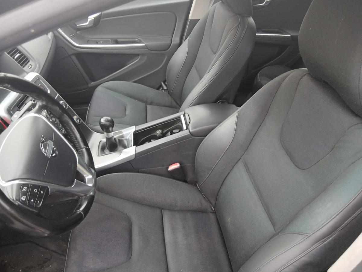 volvo-s60-d3-2-0-2012-diesel-1984cc