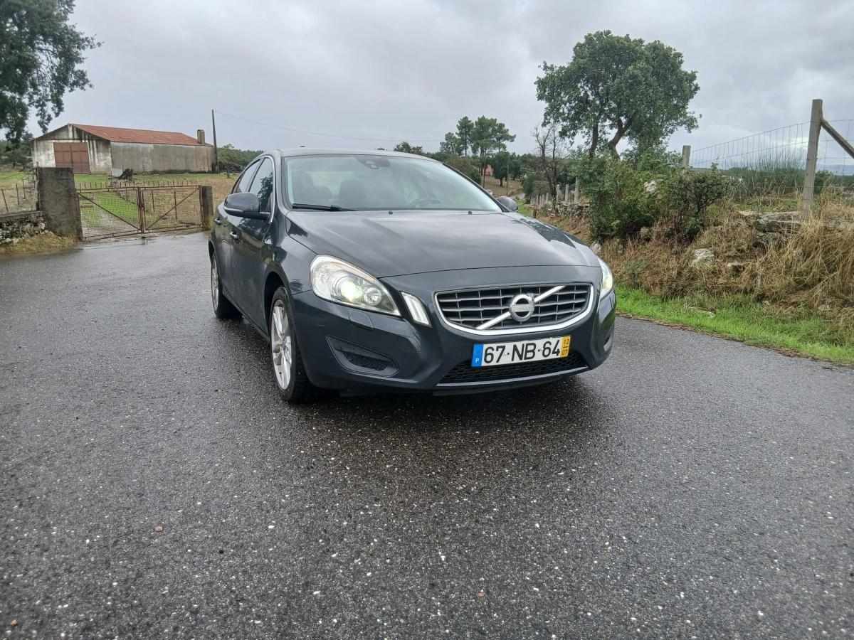 volvo-s60-d3-2-0-2012-diesel-1984cc