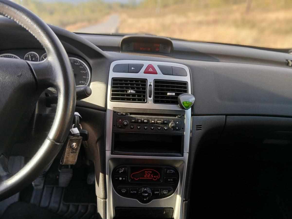 peugeot-307-1-4-2003-gasolina-1360cc