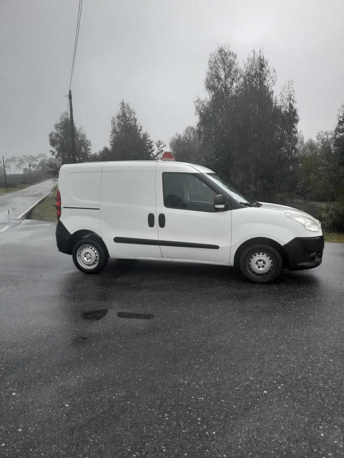fiat-doblo-1-6-multijet-2014-diesel-1248cc