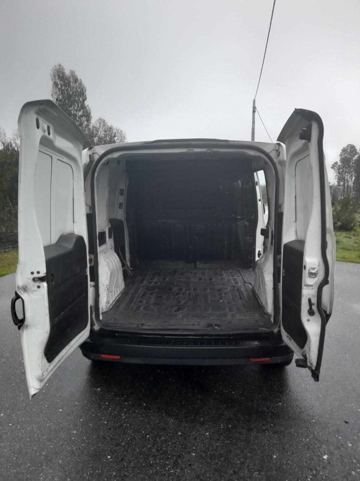 fiat-doblo-1-6-multijet-2014-diesel-1248cc
