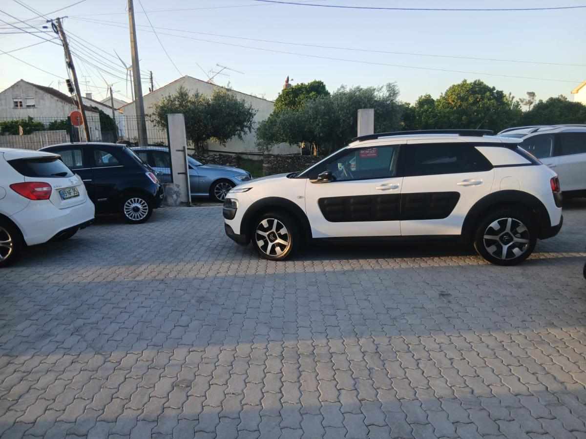 citroen-c4-cactus-1-6-bluehdi-2016-diesel-1560cc