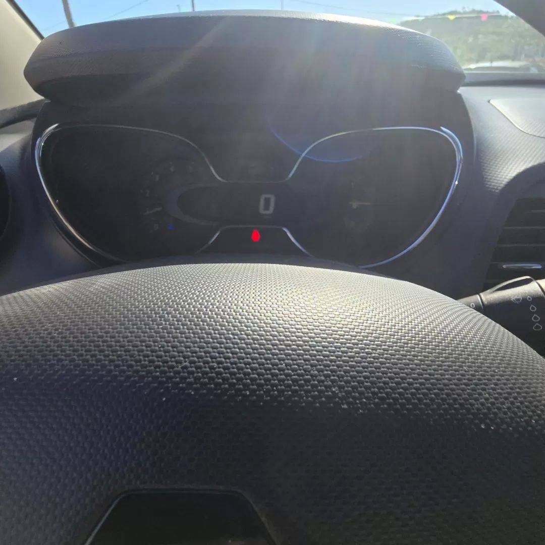 renault-captur-2015-diesel-1461cc