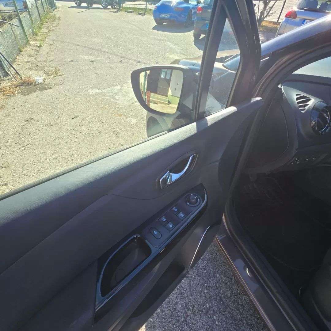 renault-captur-2015-diesel-1461cc