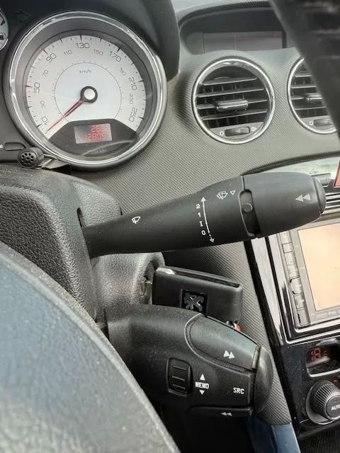 peugeot-308-cc-2009-gasolina-1598cc