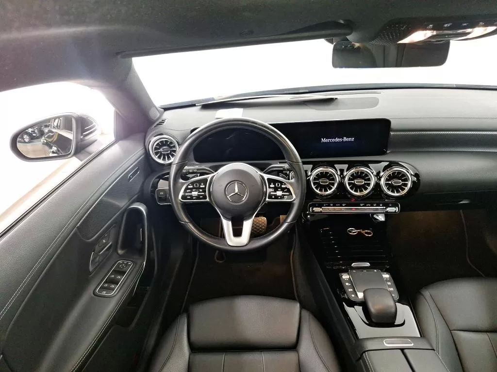 mercedes-benz-cla-2022-hibrido-1332cc
