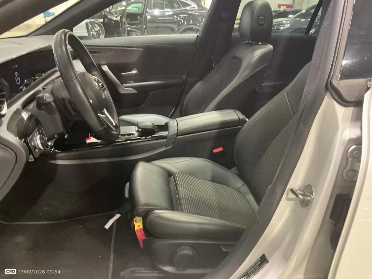 mercedes-benz-cla-2022-hibrido-1332cc