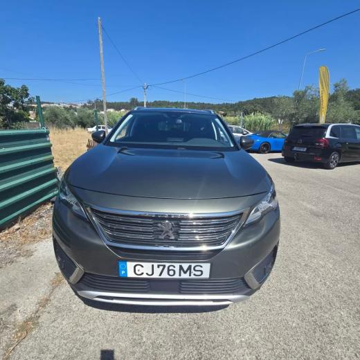 peugeot-5008-2020-diesel-1499cc