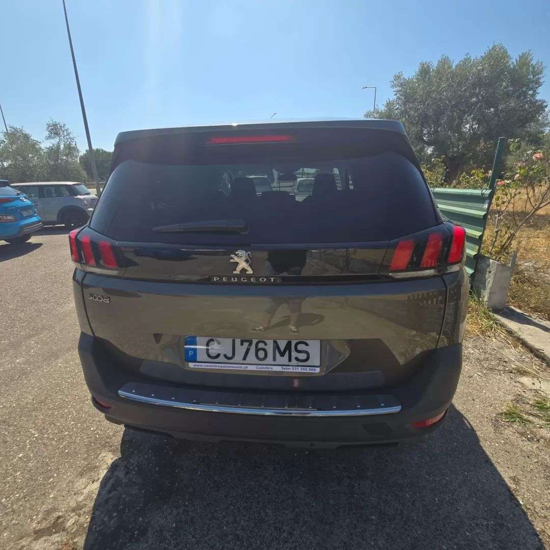 peugeot-5008-2020-diesel-1499cc