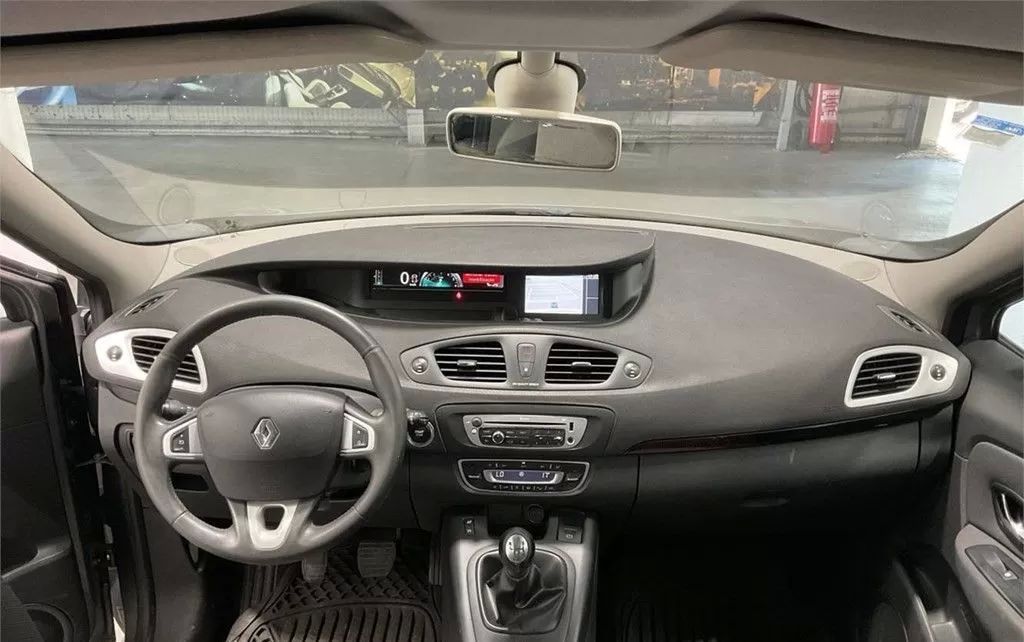renault-scenic-2012-diesel-1461cc