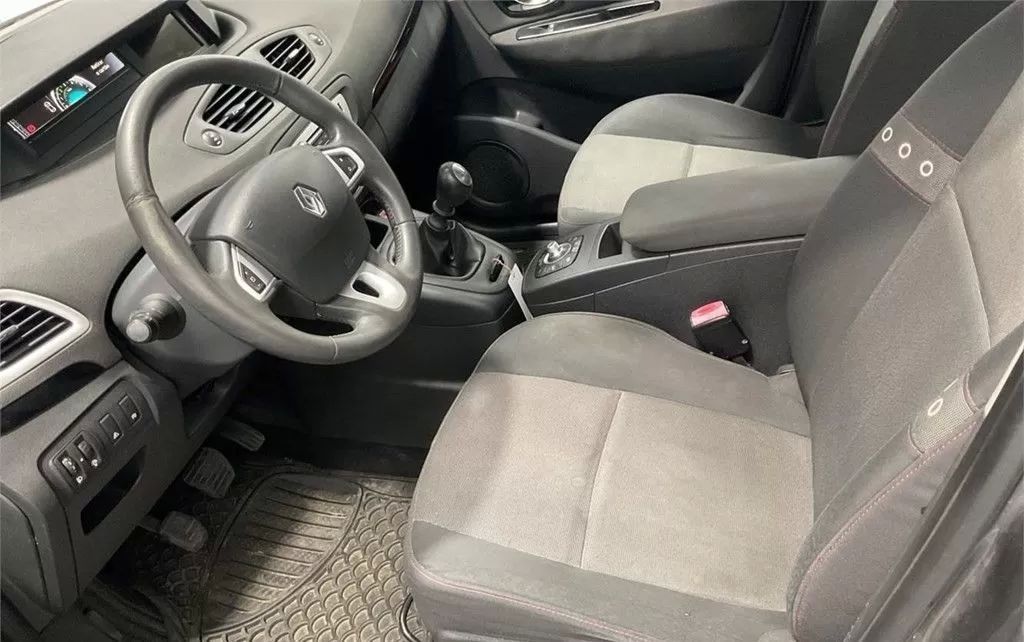 renault-scenic-2012-diesel-1461cc