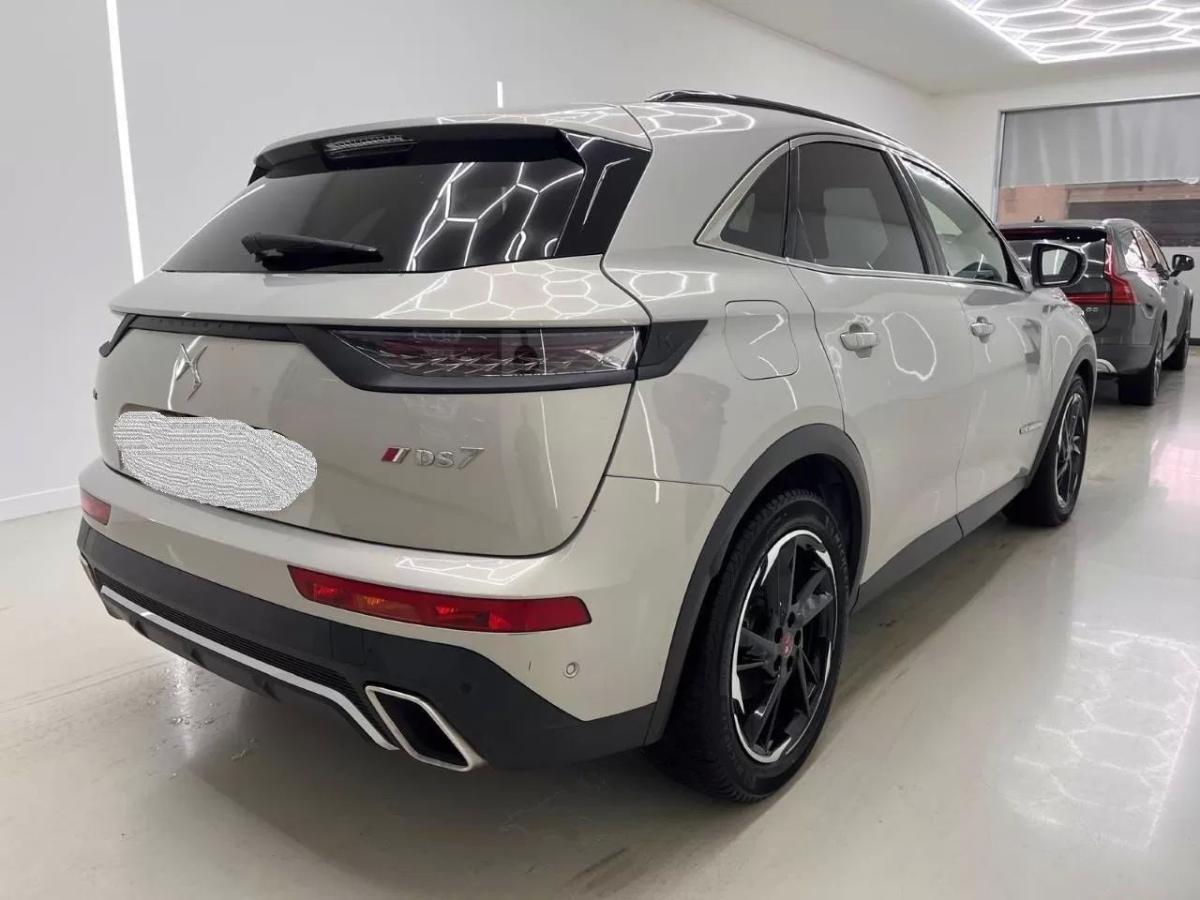 ds-ds-7-crossback-2022-hibrido-1598cc