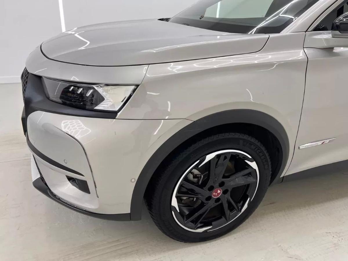 ds-ds-7-crossback-2022-hibrido-1598cc