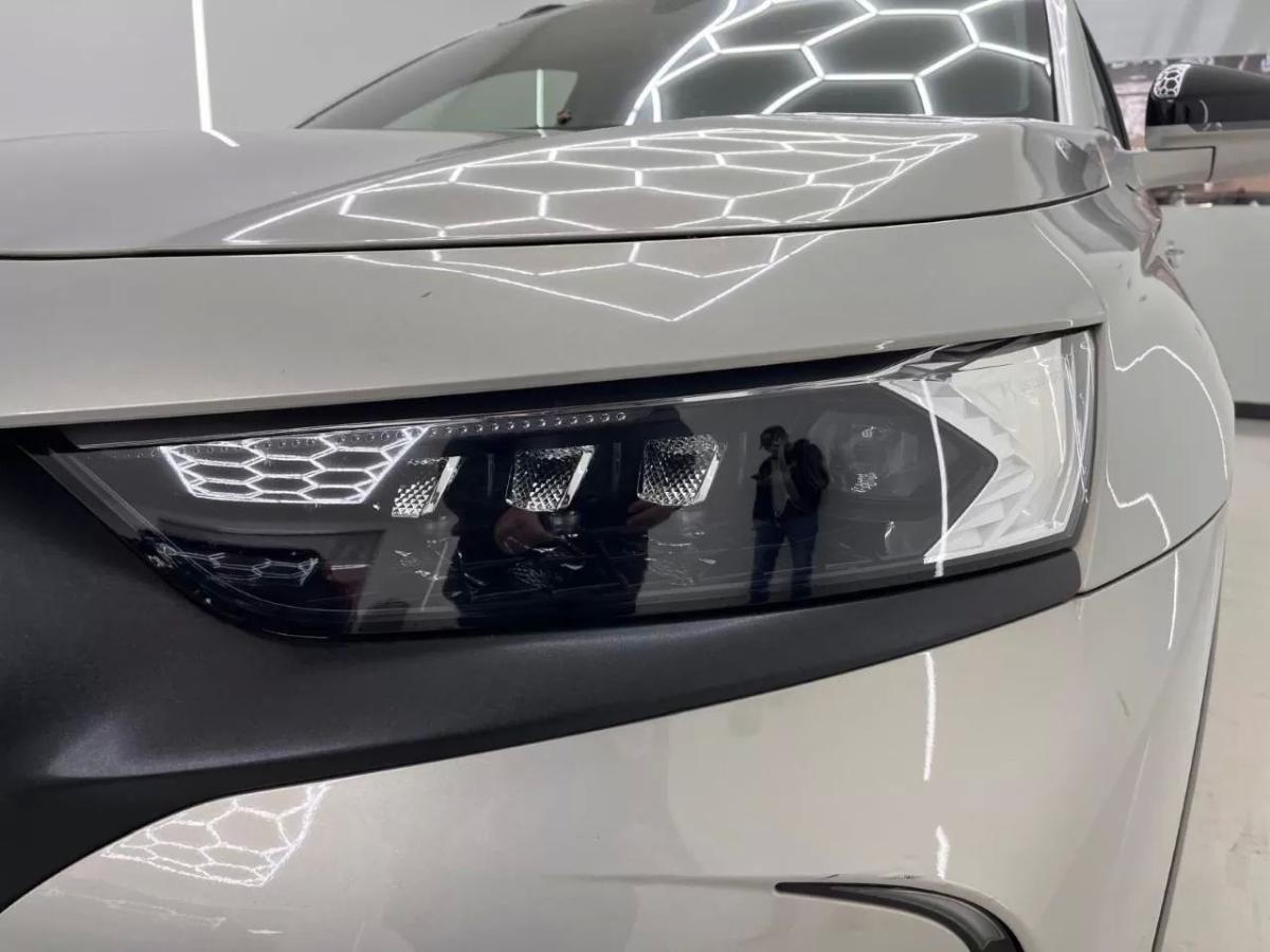ds-ds-7-crossback-2022-hibrido-1598cc